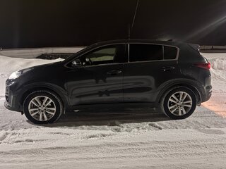 2019 Kia Sportage IV Рестайлинг, серый, 2000000 рублей, вид 4