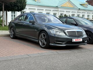 2011 Mercedes-Benz S-Класс 500 V (W221) Рестайлинг, серый, 3500000 рублей, вид 1