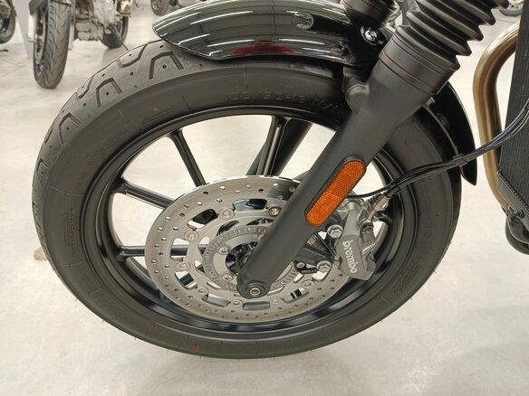 2023 Triumph Speed Twin, чёрный, 960000 рублей - вид 6