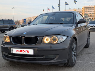 2007 BMW 1 серии 118i I (E81/E82/E87/E88) Рестайлинг, бежевый, 750000 рублей, вид 1