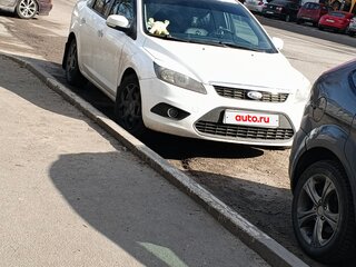 2008 Ford Focus II Рестайлинг, белый, 300000 рублей, вид 3