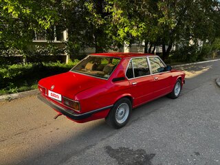 1979 BMW 5 серии 518 I (E12) Рестайлинг, красный, 320000 рублей, вид 3
