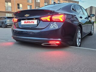 2021 Chevrolet Malibu IX Рестайлинг, синий, 1250000 рублей, вид 5