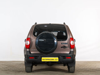 2017 Chevrolet Niva I Рестайлинг, коричневый, 749000 рублей, вид 5