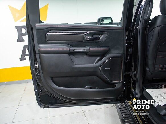 2025 Ram 1500 RHO V Рестайлинг, чёрный - вид 14