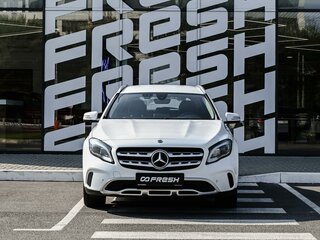 2018 Mercedes-Benz GLA 250 I (X156) Рестайлинг, белый, 2699000 рублей, вид 3