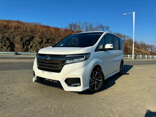 2021 Honda Stepwgn Spada V Рестайлинг, белый, 2030000 рублей, вид 1