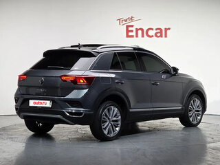 2023 Volkswagen T-Roc I Рестайлинг, серый, 2250000 рублей, вид 3