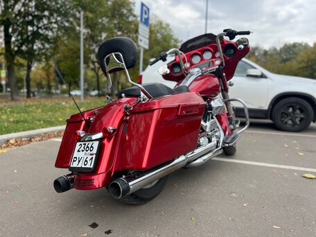2012 Harley-Davidson Street Glide, красный, 940000 рублей, вид 3