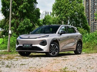 2026 Changan Qiyuan Q05 51.9 kWh II, розовый, 2558000 рублей, вид 2