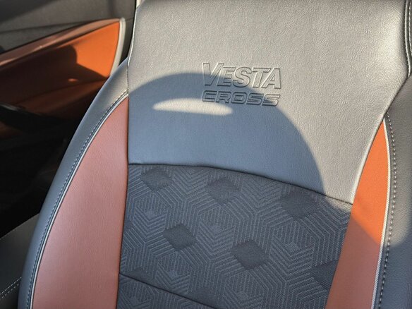 2026 Lada (ВАЗ) Vesta SW Cross I Рестайлинг (NG), серебристый, 1800000 рублей - вид 20