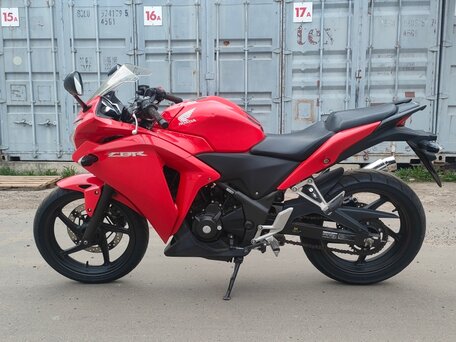 2014 Honda CBR 250R, красный, 349000 рублей, вид 4