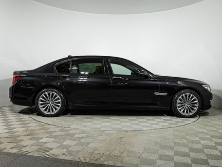 2014 BMW 7 серии Long 740Li xDrive V (F01/F02/F04) Рестайлинг, чёрный, 2049000 рублей, вид 4