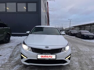2018 Kia Optima IV Рестайлинг, белый, 2050000 рублей, вид 2