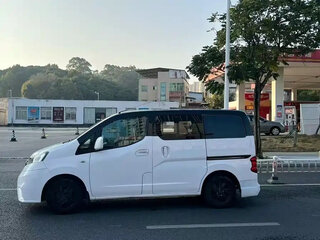 2019 Nissan NV200, белый, 1099100 рублей, вид 3