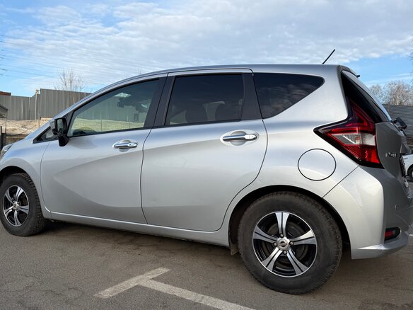 2019 Nissan Note II Рестайлинг, серый, 840000 рублей - вид 7