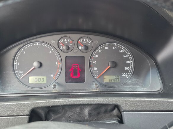 2005 Volkswagen Multivan T5, чёрный, 1650000 рублей - вид 9