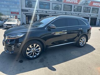 2018 Kia Sorento III Prime Рестайлинг, чёрный, 2500000 рублей, вид 4