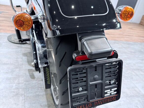 2019 Harley-Davidson Fat Boy, чёрный, 1799000 рублей - вид 19