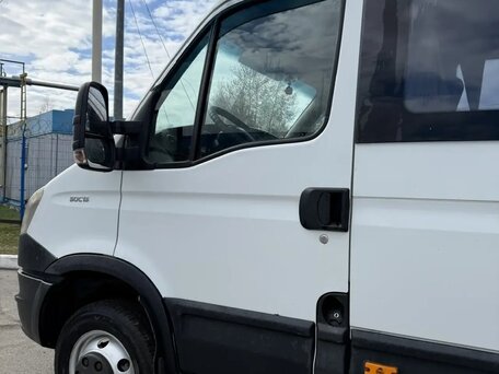 2015 Iveco Daily, белый, 2300000 рублей, вид 3