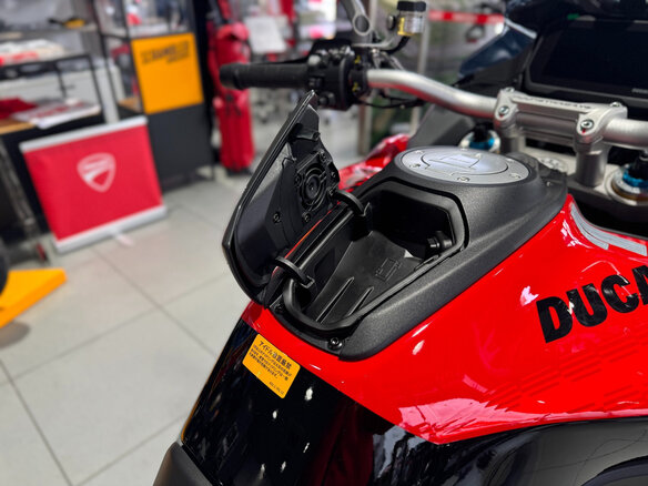 2025 Ducati Multistrada V4, красный, 2550000 рублей - вид 9