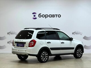 2025 Lada (ВАЗ) Granta Cross I Рестайлинг, белый, 1100000 рублей, вид 4
