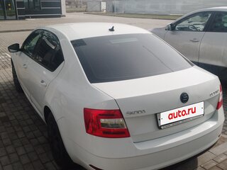 2018 Skoda Octavia III (A7) Рестайлинг, белый, 1120000 рублей, вид 4
