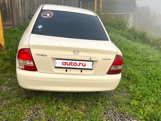 2000 Mazda Familia VIII (BJ), белый, 100000 рублей, вид 4