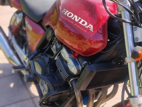 1993 Honda CB 400 Super Four, красный, 250000 рублей, вид 1
