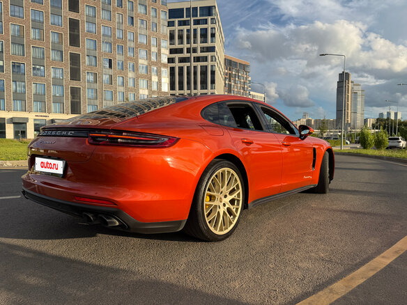 2020 Porsche Panamera 4 II, оранжевый, 8300000 рублей - вид 14