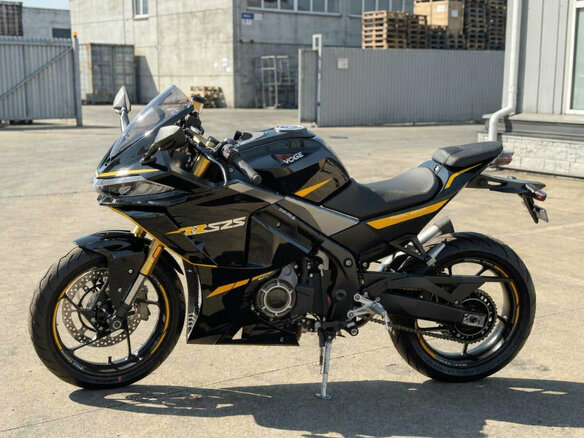 2026 Voge 525RR, чёрный, 493300 рублей - вид 2