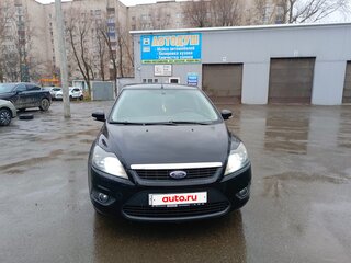 2010 Ford Focus II Рестайлинг, чёрный, 700000 рублей, вид 2