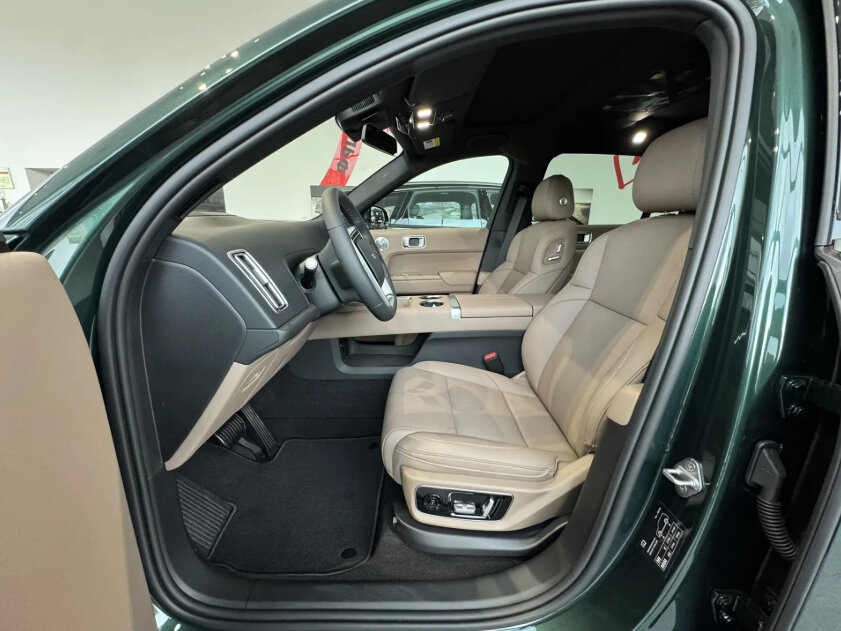 Открыть фотографии: Li Auto (Lixiang) L7 I Рестайлинг