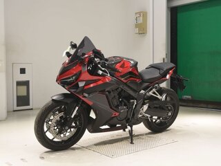 2023 Honda CBR 650R, красный, 726000 рублей, вид 4