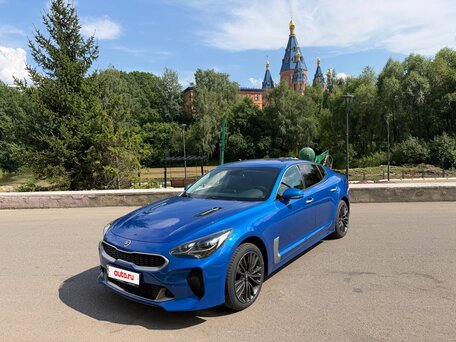 2019 Kia Stinger I, синий, 2020000 рублей, вид 1