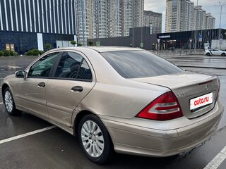 2005 Mercedes-Benz C-Класс 180 II (W203) Рестайлинг, бежевый, 457000 рублей, вид 4