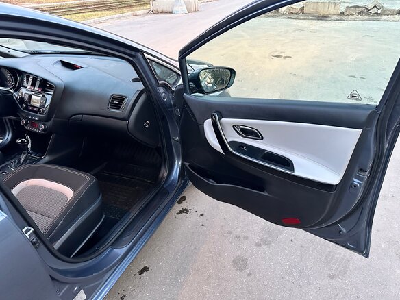 2013 Kia Ceed II, синий, 990000 рублей - вид 13