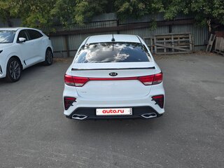 2019 Kia Rio IV, белый, 1100000 рублей, вид 5