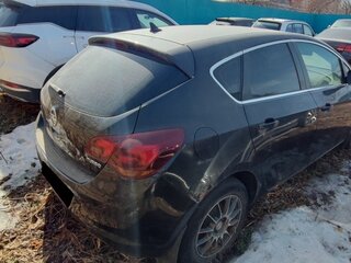 Opel Astra J