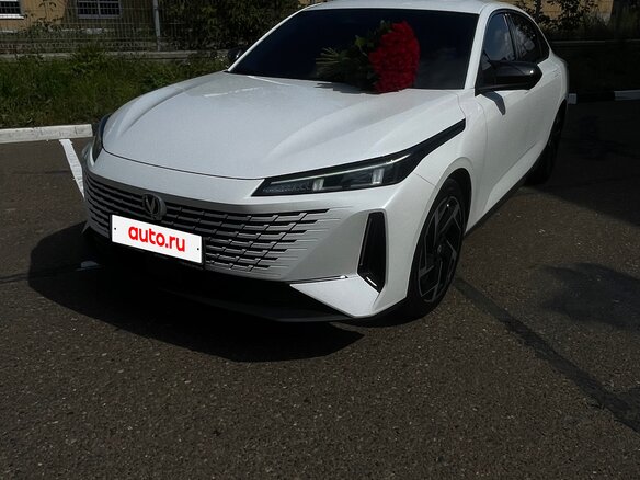 2024 Changan Lamore, белый, 2200000 рублей - вид 5