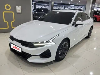 2022 Kia K5 III, белый, 2189000 рублей, вид 1