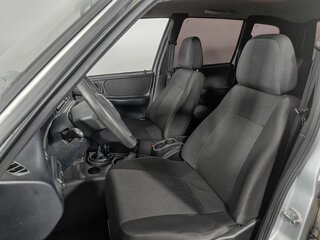 2012 Chevrolet Niva I Рестайлинг, серебристый, 307000 рублей, вид 5