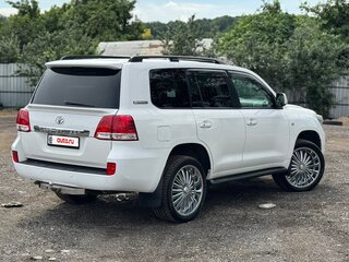 2011 Toyota Land Cruiser 200 Series, белый, 3150000 рублей, вид 2