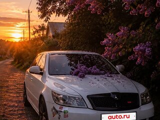 2011 Skoda Octavia DSG7 II (A5) Рестайлинг, белый, 850000 рублей, вид 5