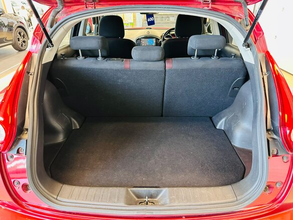 2010 Nissan Juke I, красный - вид 20