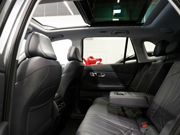 2026 Geely EX5 Гибрид EM-i, серый, 3974990 рублей - вид 16