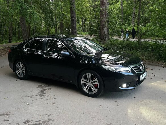 2012 Honda Accord VIII Рестайлинг, чёрный, 1400000 рублей - вид 9