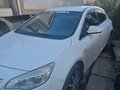 2010 Opel Astra J, белый, 750000 рублей - вид 4