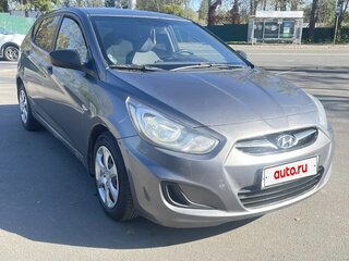2012 Hyundai Solaris I, чёрный, 760000 рублей, вид 3