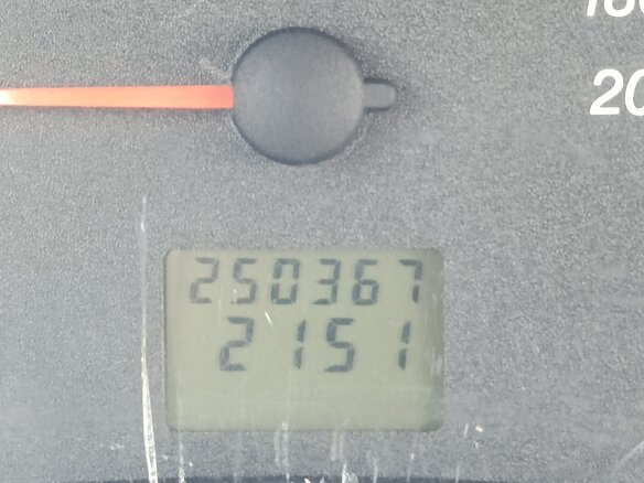 2009 Lada (ВАЗ) Priora I, серебристый, 500000 рублей - вид 38